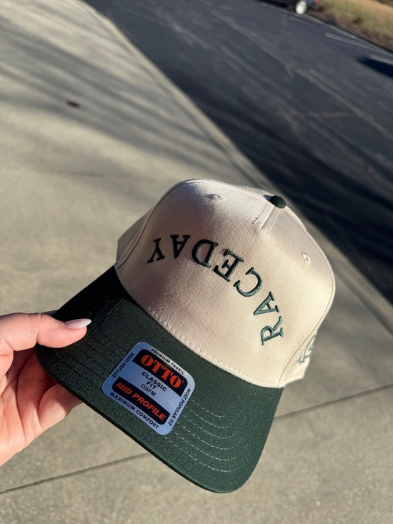 Kyle Larson Other - NEW Kyle Larson Raceday Trucker Hat | Cream & Dark Green